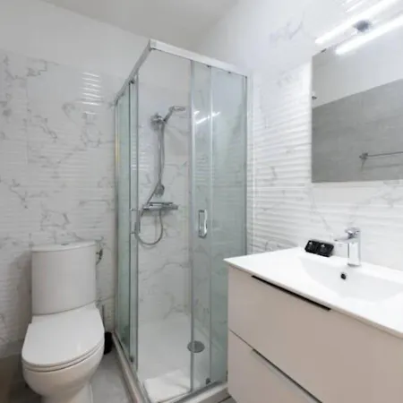 Apartment Le Cardiff Avec Grand Balcon, Piscine Et Parking, Un Fabuleux Familial En Basse Californie