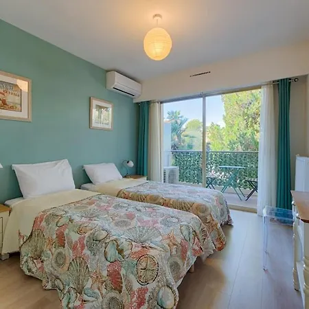 Le Cardiff Avec Grand Balcon, Piscine Et Parking, Un Fabuleux Familial En Basse Californie Apartment *